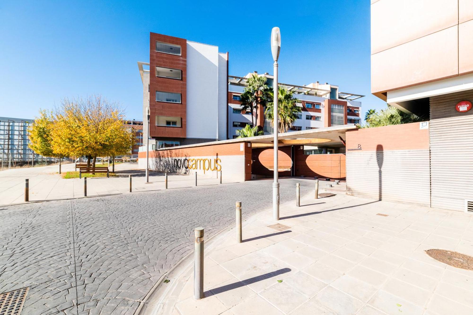Tuguest Avenida De La Investigacion - Free Parking Lägenhet Granada Exteriör bild