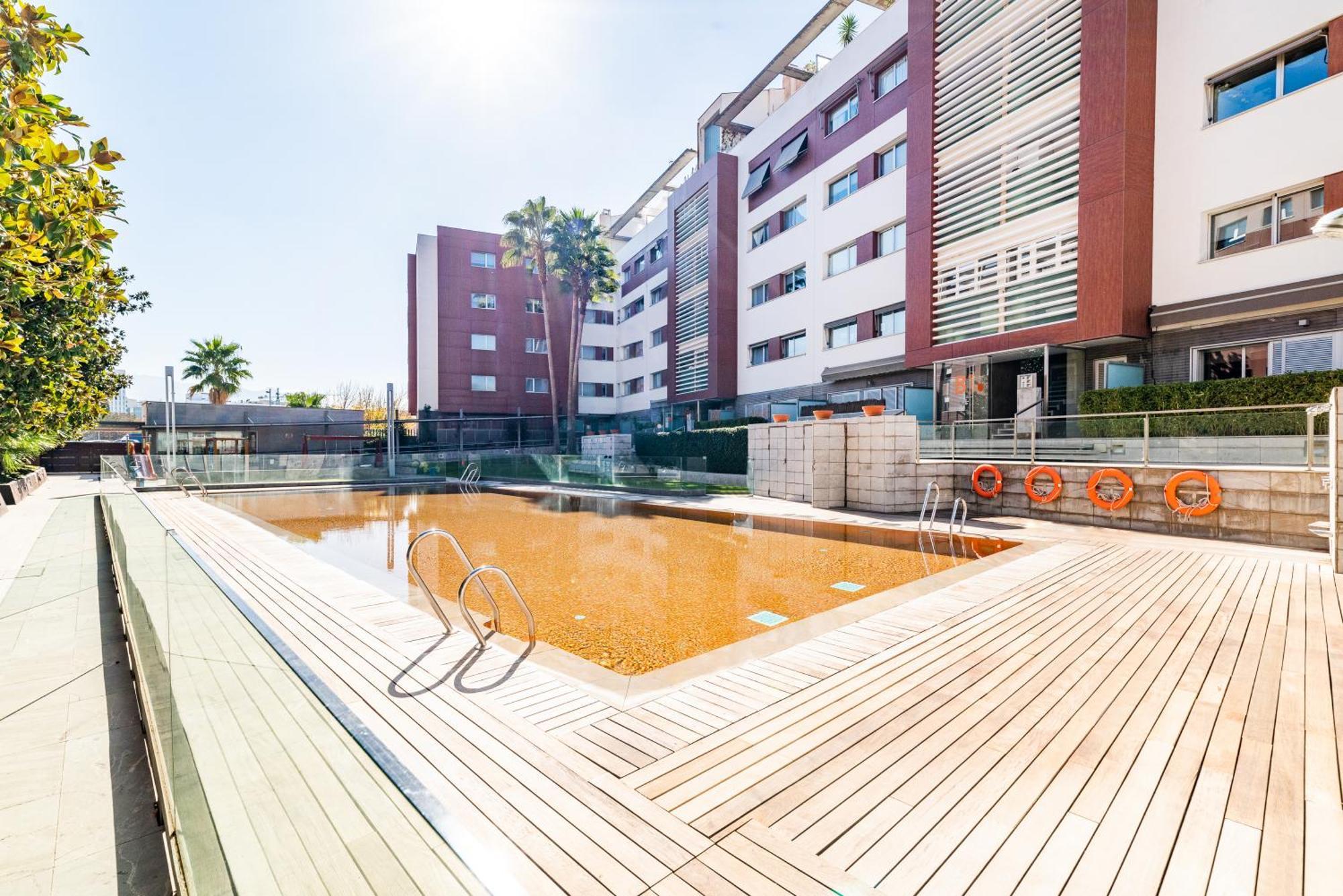 Tuguest Avenida De La Investigacion - Free Parking Lägenhet Granada Exteriör bild